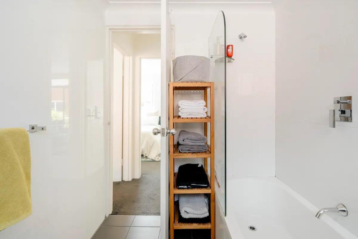 Homestay Lovely Bedroom In Eastern Suburbs *