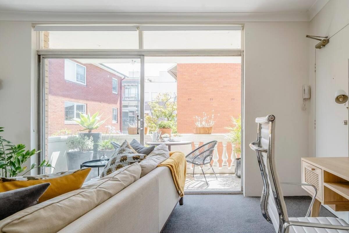 Lovely Bedroom In Eastern Suburbs * Sydney